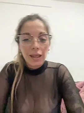 julietacollins11 online show from 09/23/25, 04:43