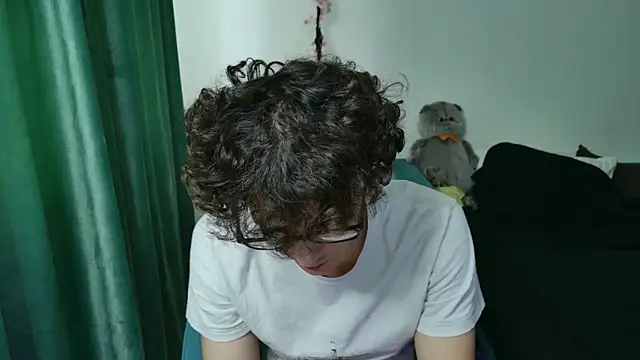 Snapshot of dreamgonetan chatting on 09/28/25, 08:42 dreamgonetan online show from 09/28/25, 08:42