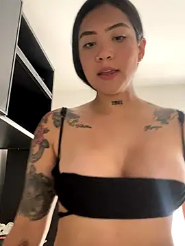 liahouses online show from 09/21/25, 06:42