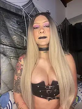 liahouses online show from 10/22/25, 10:53