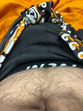 Snapshot of Gihan_sil1088 chatting on 10/23/25, 06:02 Gihan sil1088 online show from 10/23/25, 06:02