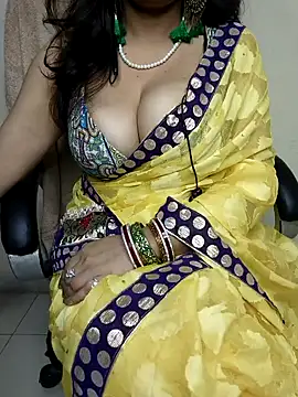 Hey Jully online show from 10/29/25, 05:20