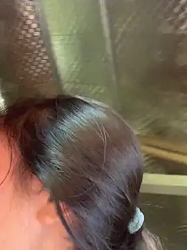 Snapshot of Halyy_xx chatting on 10/05/25, 07:07 Halyy xx online show from 10/05/25, 07:07