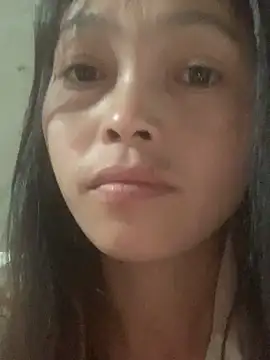 Snapshot of Halyy_xx chatting on 10/16/25, 10:22 Halyy xx online show from 10/16/25, 10:22