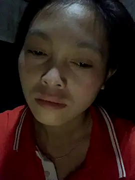 Halyy xx online show from 11/12/25, 10:41