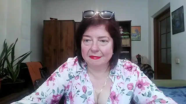 Violet Pulse online show from 04/01/26, 01:41