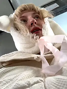 RonnieKiss online show from 10/04/25, 03:59