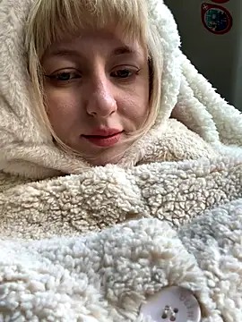 RonnieKiss online show from 10/18/25, 05:32