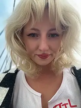 RonnieKiss online show from 04/27/26, 11:52