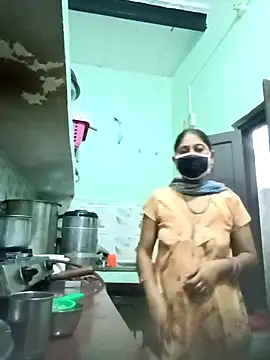 Cute-Charvii online show from 03/06/26, 01:24