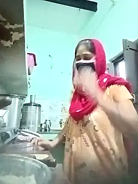 Cute-Charvii online show from 04/27/26, 12:41