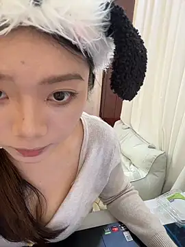 AZ37866 online show from 11/30/25, 02:26