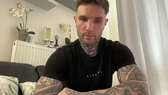 Larsskeet online show from 09/20/25, 12:28