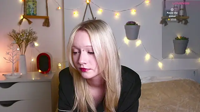 ArcticaRyder online show from 09/28/25, 07:36