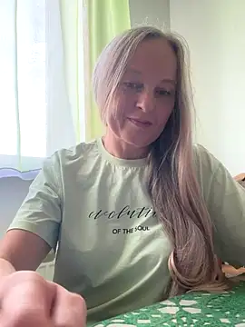 B i r d i e online show from 09/20/25, 11:00