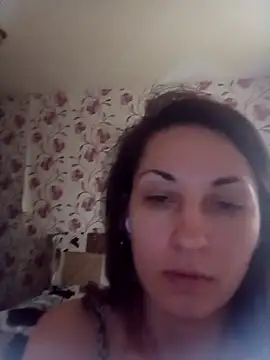 Snapshot of RitaLovvee chatting on 10/04/25, 06:44 RitaLovvee online show from 10/04/25, 06:44