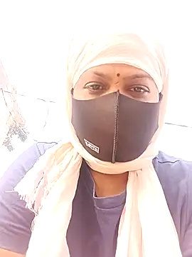 Mona darling21 online show from 10/24/25, 05:15