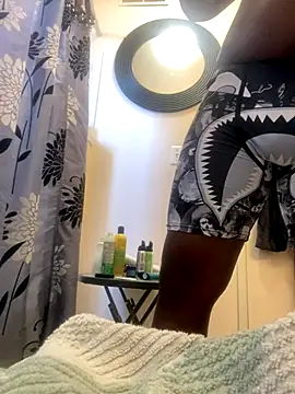 Snapshot of girlwatt chatting on 10/26/25, 08:26 girlwatt online show from 10/26/25, 08:26