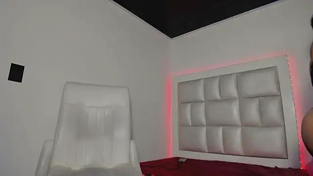 peyton  wat online show from 09/26/25, 12:31