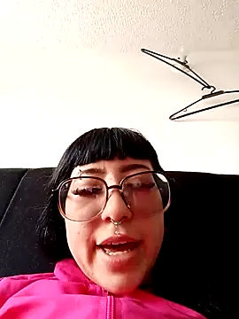 Snapshot of CAROLINA_17- chatting on 10/24/25, 03:08 CAROLINA 17- online show from 10/24/25, 03:08