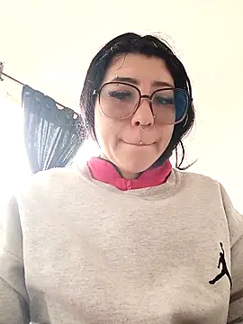 Snapshot of CAROLINA_17- chatting on 10/29/25, 03:14 CAROLINA 17- online show from 10/29/25, 03:14