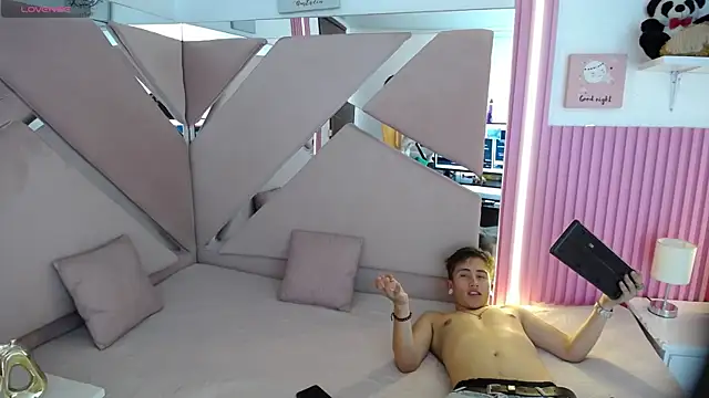 oblivionlove online show from 02/28/26, 07:37