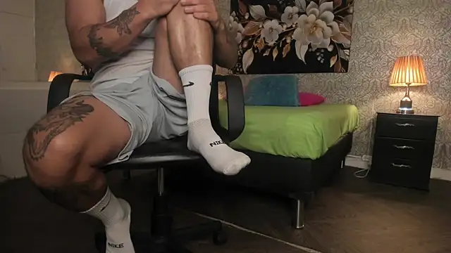 mike wills3 online show from 09/30/25, 03:55