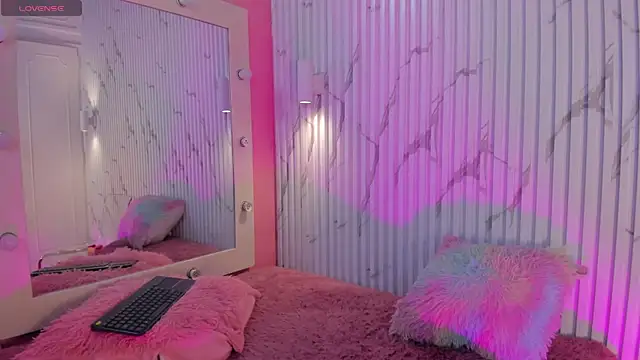 Missdionne curly online show from 10/28/25, 11:25