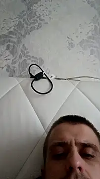 Adidas7217 online show from 11/11/25, 11:21