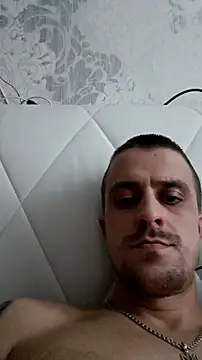 Adidas7217 online show from 01/15/26, 01:37