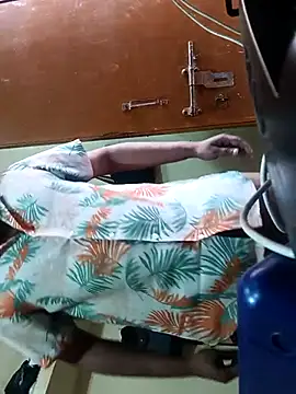 chunkyguy98 online show from 02/09/26, 06:50