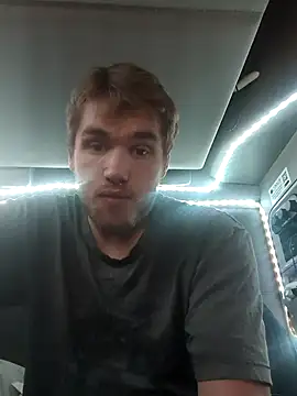 Snapshot of Bigdicktrucker26 chatting on 09/21/25, 09:16 Bigdicktrucker26 online show from 09/21/25, 09:16