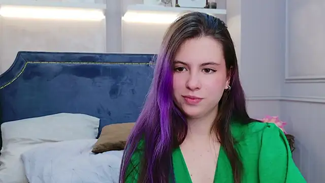 Akira Halls online show from 11/07/25, 09:04