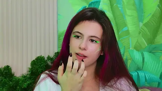 Akira Halls online show from 12/21/25, 08:38