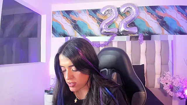 IsaDiiaz online show from 06/06/26, 05:01
