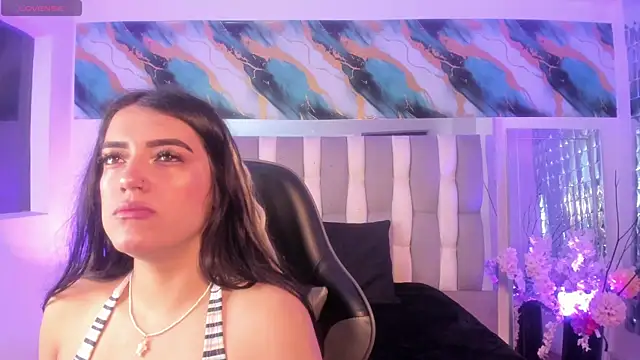 IsaDiiaz online show from 07/21/26, 04:04