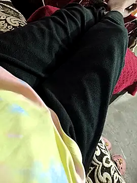 Couple romence1 online show from 03/05/26, 03:19