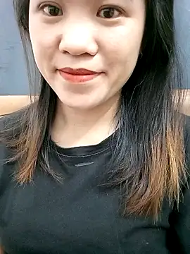 Norah-h online show from 10/18/25, 03:02