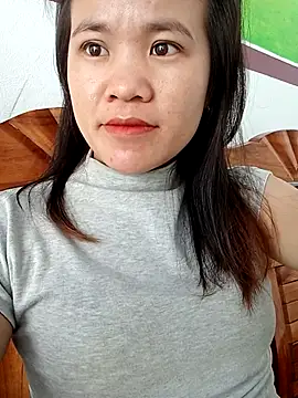 Norah-h online show from 10/29/25, 05:42