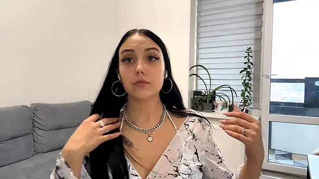 KelsiKier online show from 10/04/25, 08:23