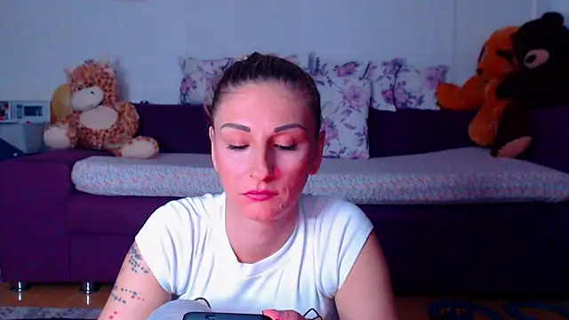 CassieSpell online show from 04/26/26, 08:39