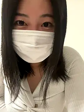 Snapshot of kyaren_JP_kyaren chatting on 10/13/25, 10:48 kyaren JP kyaren online show from 10/13/25, 10:48