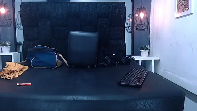 Daniel delux  online show from 10/01/25, 11:38