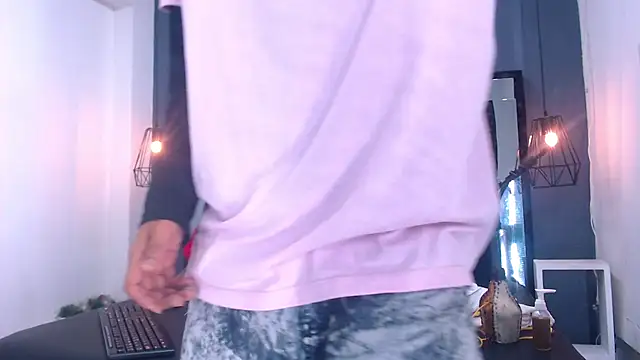 Daniel delux  online show from 10/02/25, 01:18