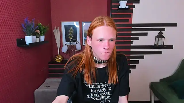 ChloeValentinee online show from 09/24/25, 12:08