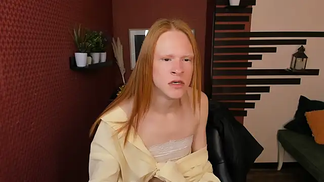 ChloeValentinee online show from 10/24/25, 12:45