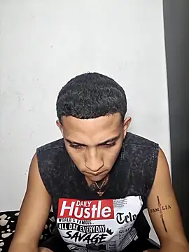 Snapshot of DEIV2_ chatting on 04/02/26, 08:34 DEIV2 online show from 04/02/26, 08:34
