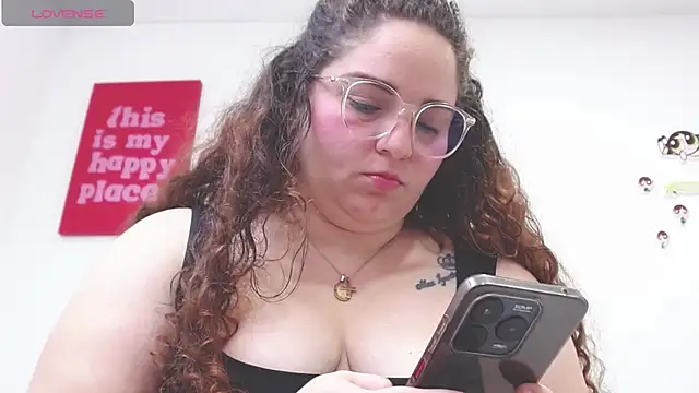 AmandaaWats online show from 04/11/26, 01:48