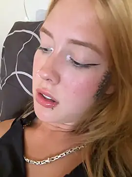 Ayla wiens online show from 03/19/26, 05:39