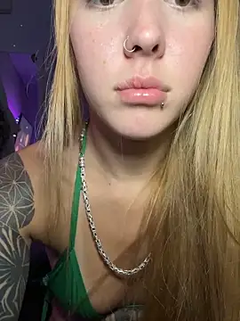 Ayla wiens online show from 03/27/26, 10:09